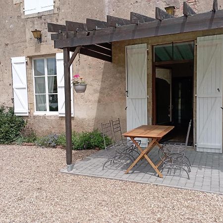 Château Latour Fours  Exterior foto