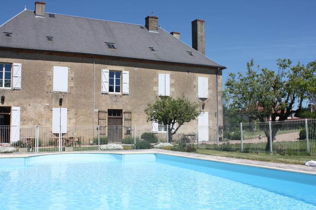 Château Latour Fours  Exterior foto